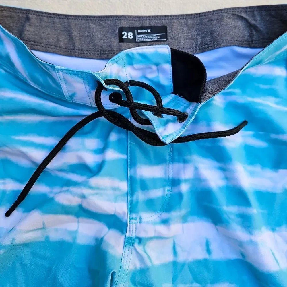 NWOT Hurley Blue and White Swim Shorts Size 28